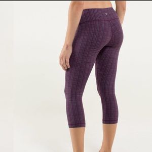 Lululemon Wunder Under Crop size 6